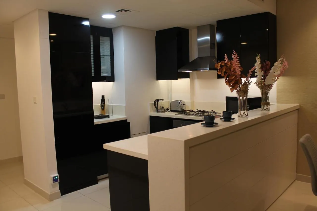 Spacious One Bedroom Close To Burj Khalifa, Dubai Mall In Business Bay