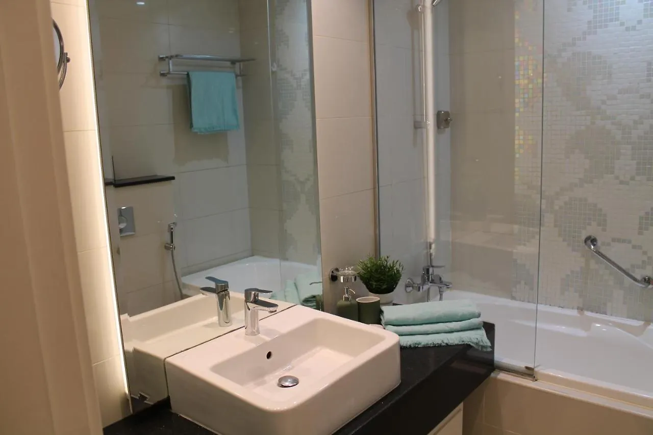 Spacious One Bedroom Close To Burj Khalifa, Dubai Mall In Business Bay 0*,