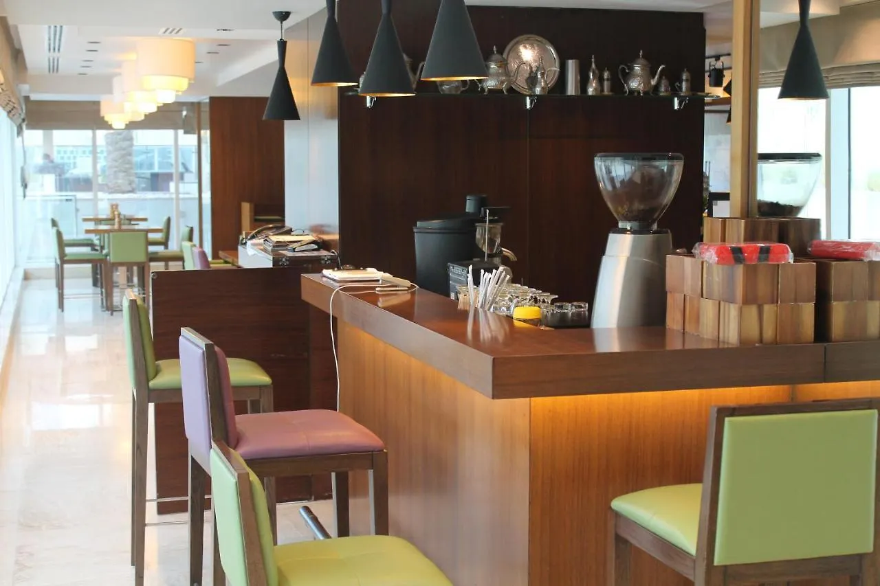 Spacious One Bedroom Close To Burj Khalifa, Dubai Mall In Business Bay